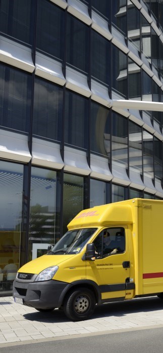 DHL Courier Service